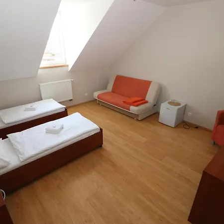 Blatensky Dvur 3* Pardubice