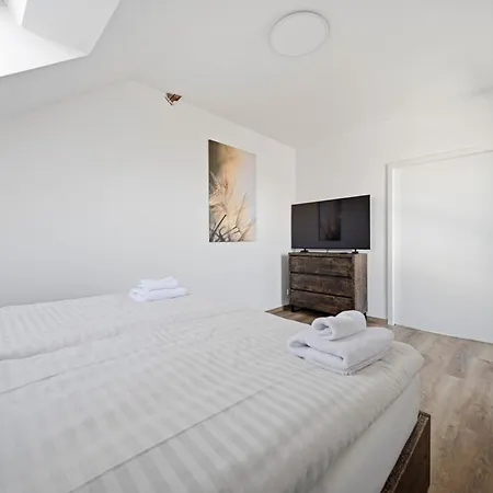 Konukevi Blatensky Dvur 3*