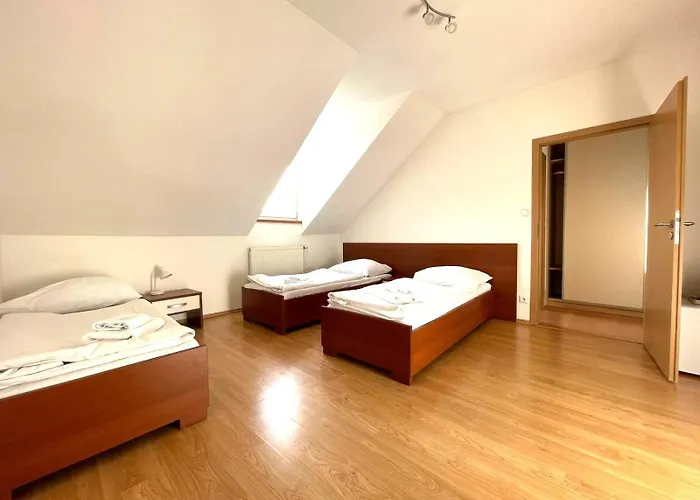 Gasthuis Blatensky Dvur Pardubice